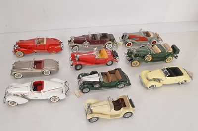 Lot 163 - Danbury and Franklin Mint 1930s and 40s 1:24 Scale Cars (10)