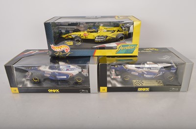 Lot 180 - 1:18 Scale Damon Hill FI Models (3)