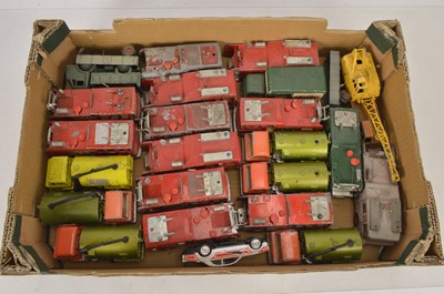 Lot 220 - Playworn Unboxed Dinky Commercial Models (25)