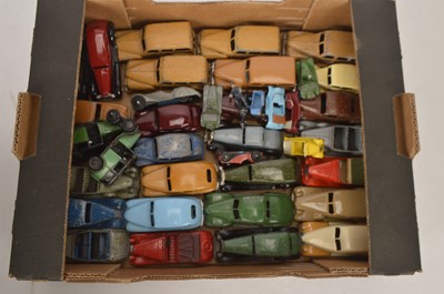 Lot 265 - Postwar Dinky Toy Cars