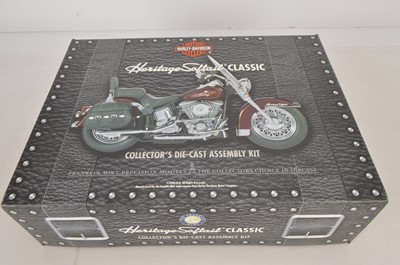 Lot 334 - Franklin Mint Harley Davidson Heritage Softail Classic Die Cast Kit