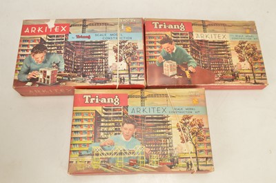 Lot 364 - Tri-ang Spot-On 00 Gauge Arkitex boxed Sets