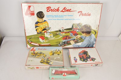 Lot 368 - Lima Brick Line HO Gauge Train Set including Lego style wagons and  buildings and standard Electric Locomotives and Track