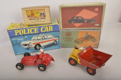 Lot 409 - Tinplate Plastic and Diecast Toy Cars and Crescent Gas Cooker (6)