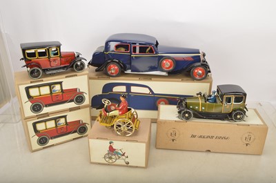 Lot 433 - Paya modern reproductions of 1930's  tinplate Clockwork Cars  (5)