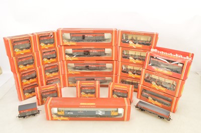 Lot 577 - Hornby Diesel locomotive and Railfreight wagons 00 gauge in original boxes (24)