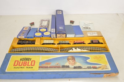 Lot 607 - Hornby-Dublo 3 rail  00 gauge Goods Train set with extra track and accessories (qty)