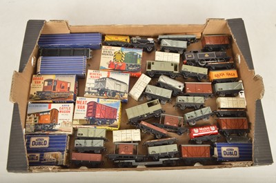 Lot 621 - Hornby-Dublo 3-rail 00 gauge Locomotive and freight wagons with Airfix kit rolling stock (36)