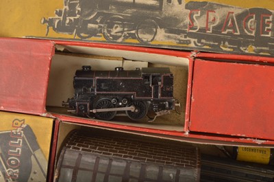 Lot 680 - Trix 00 Gauge boxed 2/314 LMS Passenger Train Set and unboxed metal Pullman and BR WR chocolate and cream Coaches (20)
