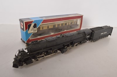 Lot 718 - Rivarossi and Lima Locomotives 00/H0 gauge (2)