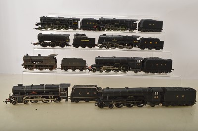 Lot 794 - Hornby Airfix 00 gauge Locomotives and tenders (8)