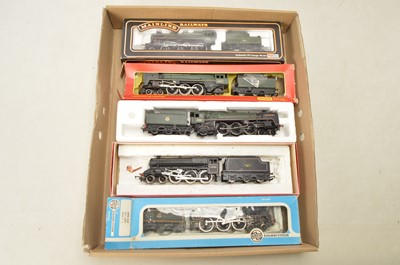 Lot 818 - Tri-ang Hornby Metcalfe and other 00/H0 gauge Railway Buildings and Structures (qty)