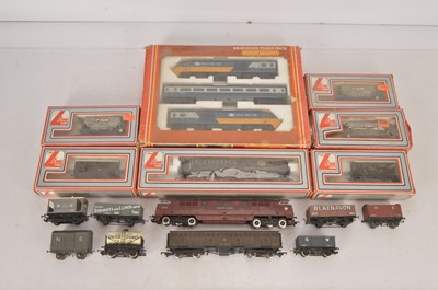 Lot 871 - Hornby Lima Locomotives and wagons (16)