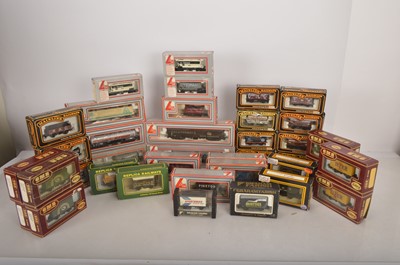 Lot 904 - Mainline Lima Airfix  00 gauge  freight wagons in original boxes (38)