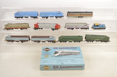 Lot 922 - Rivarossi H0 gauge Locomotive with two motive power kits (3)