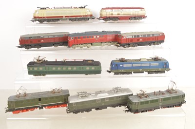 Lot 935 - Lima East German HO gauge Diesel and  Electric Locomotives and railcars (10)