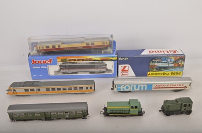 Lot 949 - Lima Jouef Roco HO Gauge Electric and Diesel Locomotives and Rolling Stock (8)