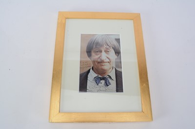 Lot 470 - Doctor Who / Patrick Troughton Signature