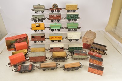 Lot 1030 - Hornby 0 Gauge post-war Freight Stock (qty)