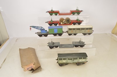 Lot 1036 - Hornby 0 Gauge pre-war No 2 Goods Stock (6)