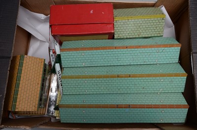 Lot 1063 - Hornby 0 Gauge Railway accessories (Lge Qty)