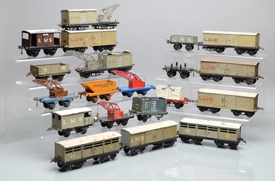 Lot 1070 - Hornby 0 Gauge group of Pre and post war Rolling stock (20)