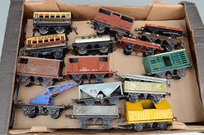 Lot 1071 - Hornby 0 Gauge group of Pre and post war Passenger and rolling stock (32)