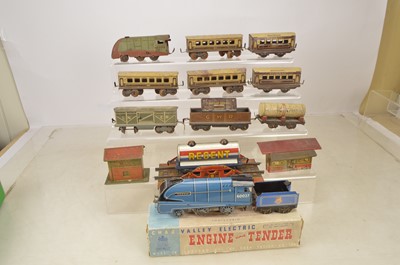 Lot 1113 - A modest collection of 0 Gauge Trains by Chad Valley Brimtoy and others (qty)