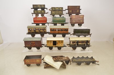 Lot 1115 - Bing 0 Gauge 4-wheel Rolling Stock (14+)