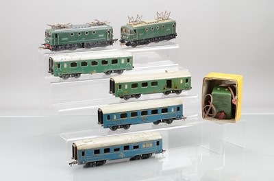 Lot 1160 - Jep  0 Gauge Locomotives and Rolling stock (7)