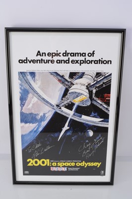 Lot 487 - 2001 A Space Odyssey / signatures
