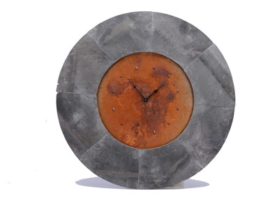 Lot 29 - A modern wall clock