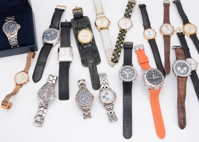 Lot 123 - A collection of gentlemens and other wriswatches