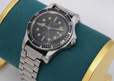 Lot 182 - A vintage Gardena De Luxe 23 jewel manual wind stainless steel diver's style wristwatch