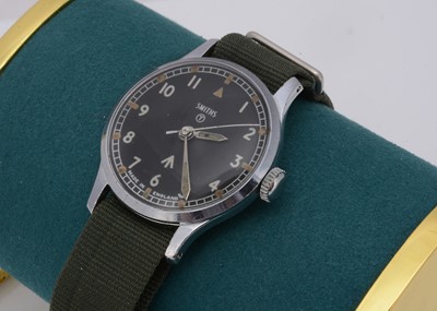 Lot 189 - A c1950s Smiths Military issue manual wind stainless steel wristwatch