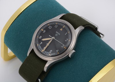 Lot 190 - A 1960s Smiths Military issue manual wind stainless steel wristwatch