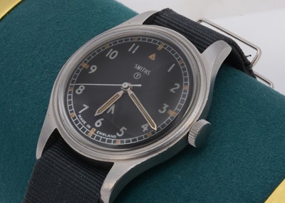 Lot 191 - A 1960s Smiths Military issue manual wind stainless steel wristwatch