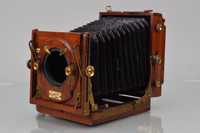 Lot 51 - A Sanderson Quarter Plate Mahogany & Brass Camera Body