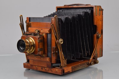 Lot 52 - A Sanderson Half Plate Mahogany & Brass Camera