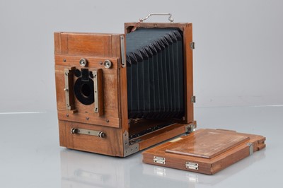 Lot 58 - A Mahogany Half Plate Tail Board Camera Body