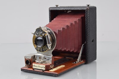 Lot 73 - A Manhattan Optical Co Pocket Wizard I Camera