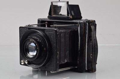 Lot 89 - An Ernemann Klapp 7.5 x 10 Camera