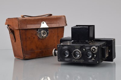 Lot 95 - A Voigtländer Stereflektoskop 4 x 107mm Camera