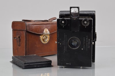 Lot 100 - A C.P. Goerz C.D.V. Tenax 9 x 6.5 Folding Strut Camera