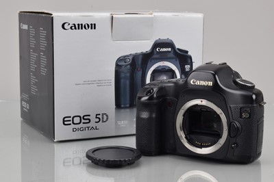 Lot 110 - A Canon EOS 5D DSLR Camera Body