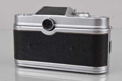 Lot 115 - A Wray Wrayflex I SLR Camera