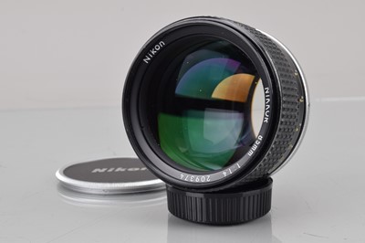 Lot 213 - A Nikon Nikkor 85mm f/1.4 Ai-S Lens