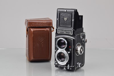 Lot 234 - A Rolleicord VA TLR Camera