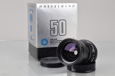 Lot 277 - A Hasselblad Carl Zeiss T* 50mm f/4 Distagon C Lens