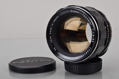 Lot 301 - An Asahi Super Takumar 85mm f/1.9 Lens